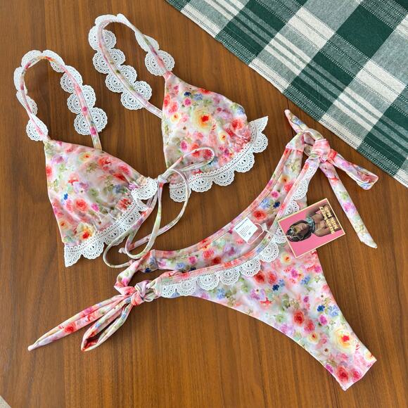 NEW Strawberry Milk Mob Bittersweet Samba Bikini Matching Top Bottom Size Medium - Picture 1 of 7